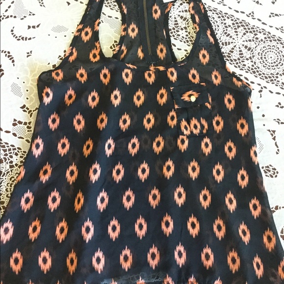 Shirt - Picture 3 of 8